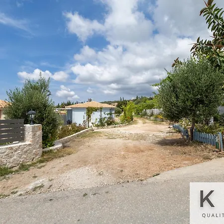Levanda With Private Pool In Village Mousata